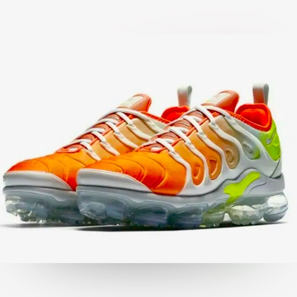 Nike Air Womens Vapormax Plus size 8.5